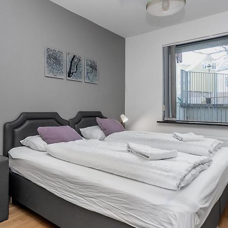 Sunny Apartment - By The Sea In City Center Reykjavik Luaran gambar