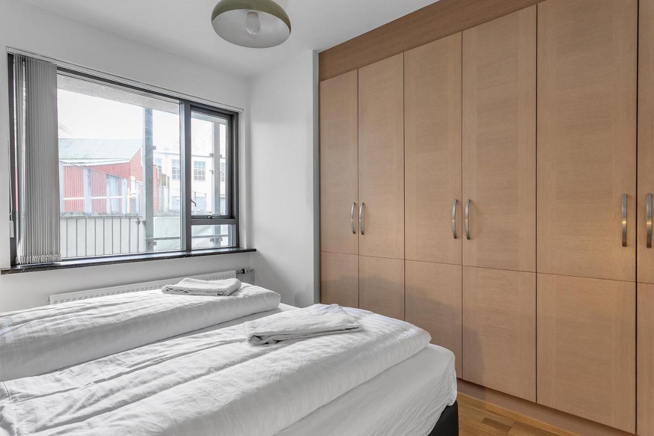 Sunny Apartment - By The Sea In City Center Reykjavik Luaran gambar